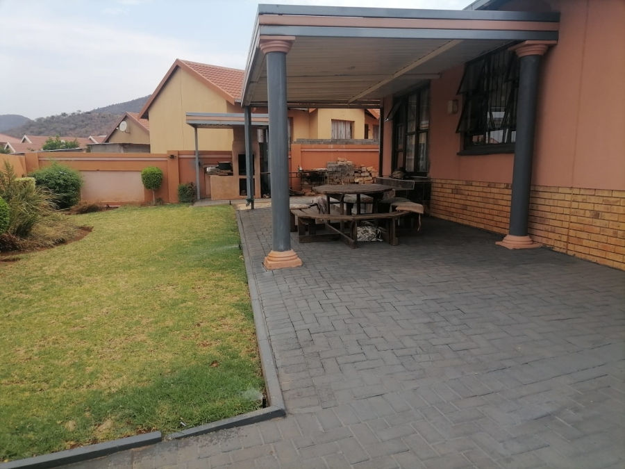 3 Bedroom Property for Sale in Tlhabane West North West